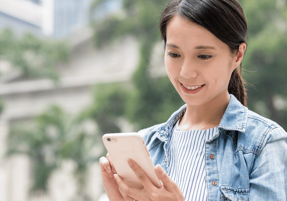 ゼクシィ縁結びで40代の女性が婚活しているところ